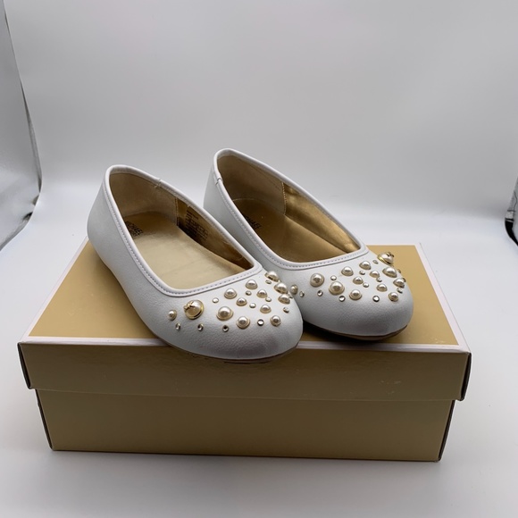 Michael Kors White Ballet flats in Soft Leather with Pearls size US 2M - Picture 1 of 5
